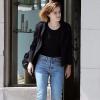 Emma-Watson-in-Jeans (66)